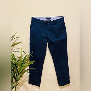 MEN’s Tommy Hilfiger custom fit Khakis.